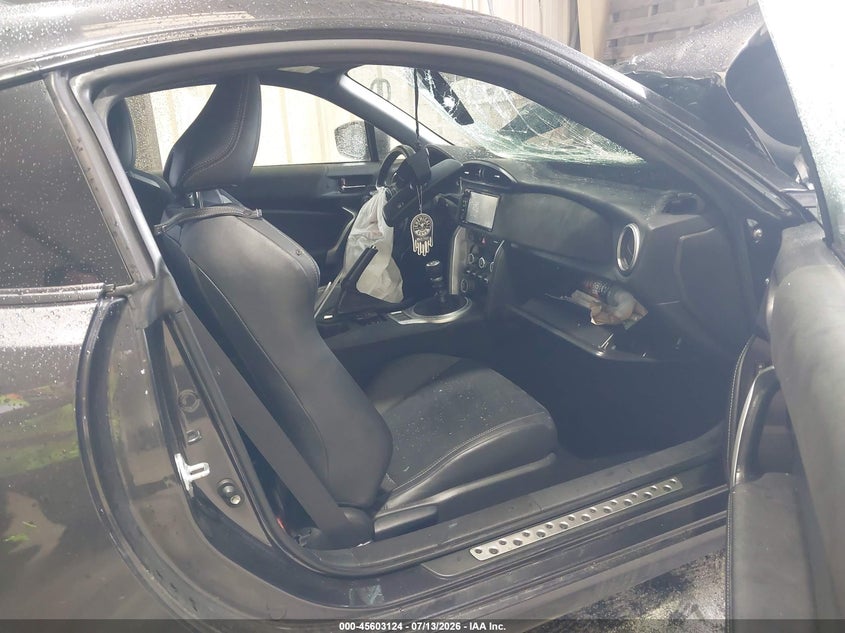 2019 TOYOTA 86 auction photo 5
