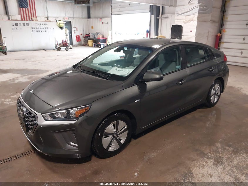 2020 HYUNDAI IONIQ HYBRID auction photo 2