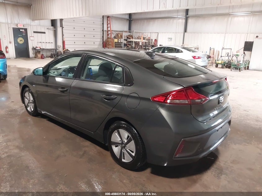 2020 HYUNDAI IONIQ HYBRID auction photo 3