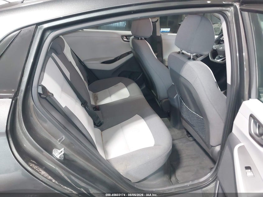 2020 HYUNDAI IONIQ HYBRID auction photo 8
