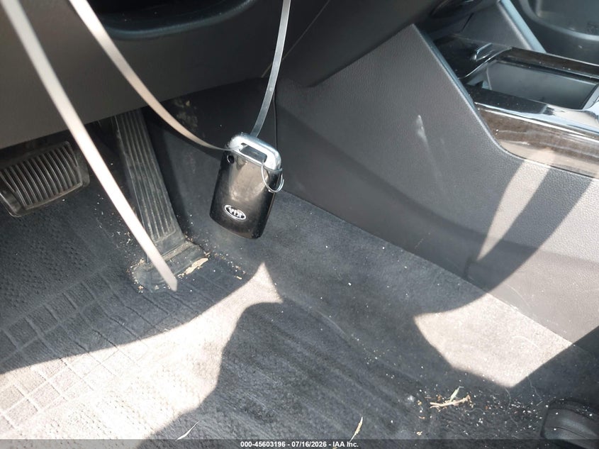 2015 Kia Cadenza Premium VIN: KNALN4D78F5182147 Lot: 45603196