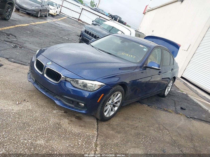 Vin: wba8e1g3xhnu18197, lot: 46101668, bmw 320i 20172