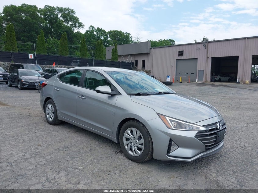 2020 HYUNDAI ELANTRA SE — Галерея фотографий