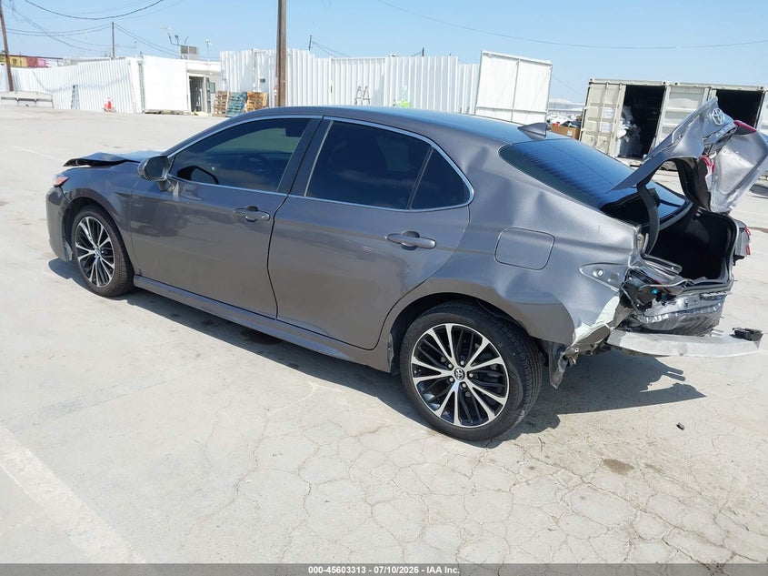 2020 TOYOTA CAMRY auction photo 3