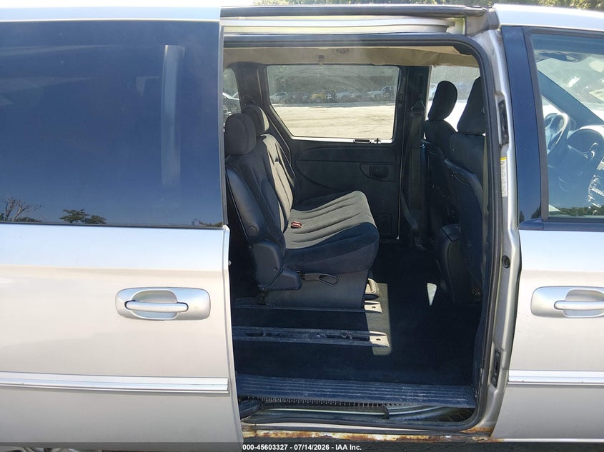 2003 Chrysler Town & Country Lx VIN: 2C4GP44L63R375228 Lot: 45603327