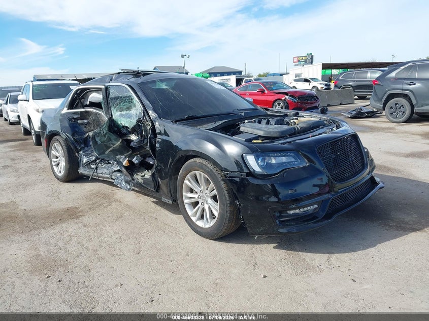 Vin: 2c3ccaeg1gh342843, lot: 46101761, chrysler 300c 2016 img_1