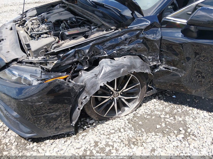 2021 TOYOTA CAMRY auction photo 6