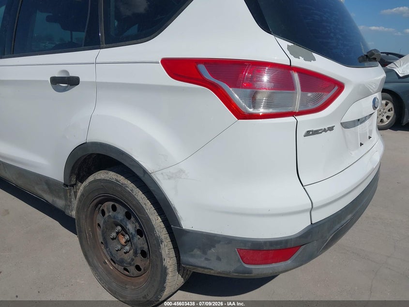 2014 FORD ESCAPE auction photo 6