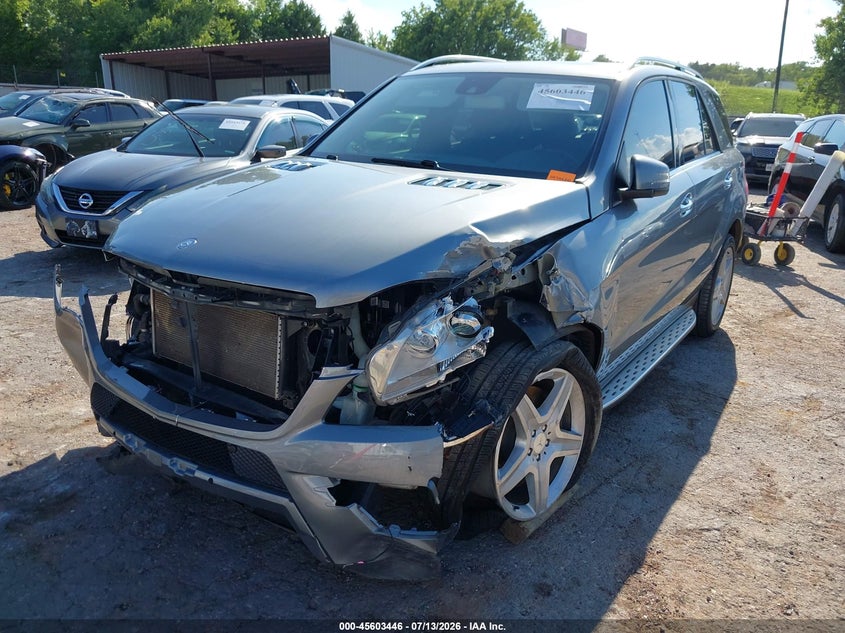 2013 Mercedes-Benz Ml 550 4Matic, Удар спереди, IAAI, VIN 4JGDA7DB5DA123503 — фото 2