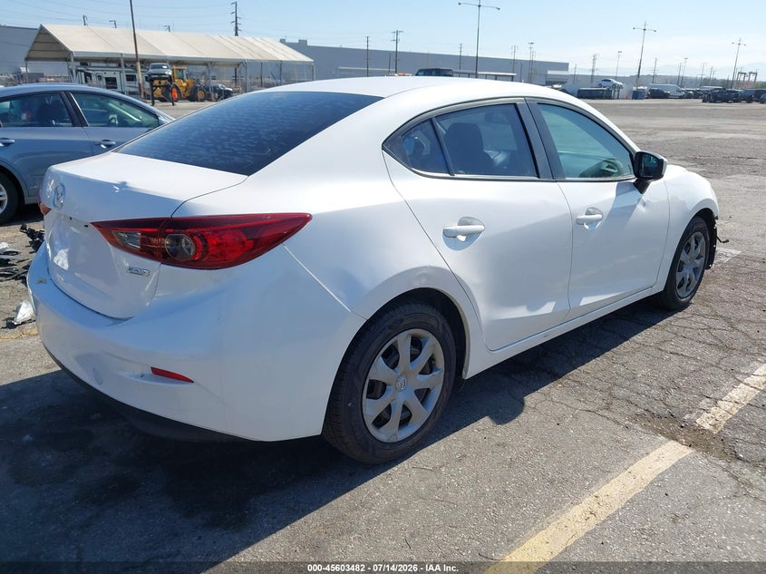 Vin: 3mzbm1u7xfm126931, lot: 46101905, mazda mazda3 i sport 20154