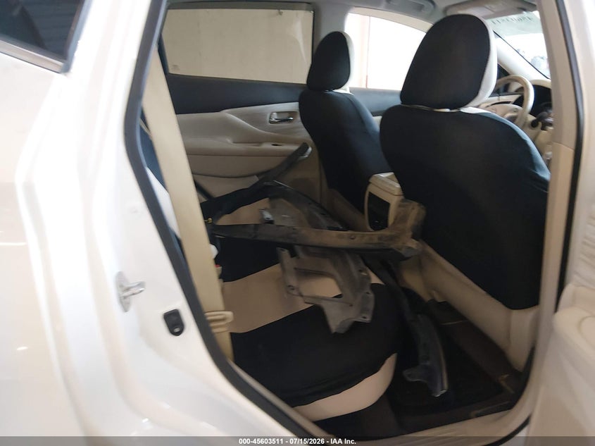 2017 NISSAN MURANO auction photo 8