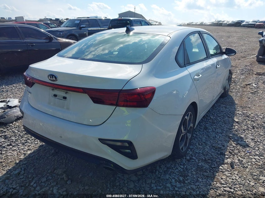 2020 KIA FORTE auction photo 4