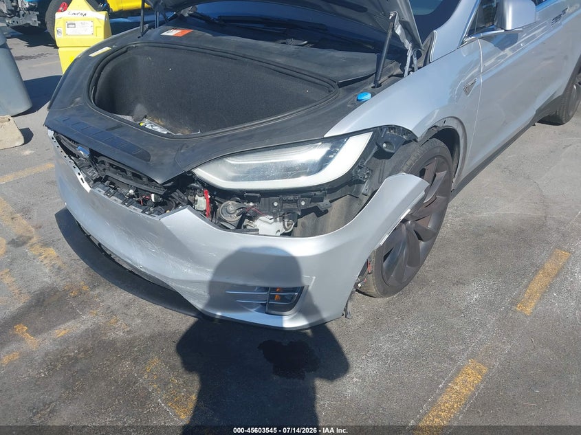 2016 Tesla Model X 75D/P100D/P90D VIN: 5YJXCBE41GF001294 Lot: 45603545