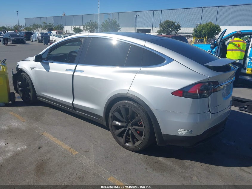 2016 TESLA MODEL X auction photo 3