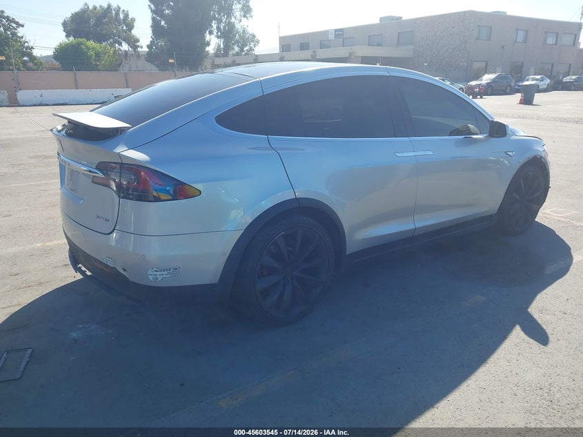 2016 TESLA MODEL X auction photo 4