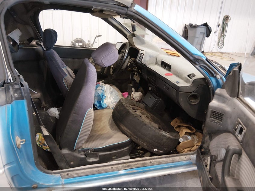1991 GEO METRO auction photo 5