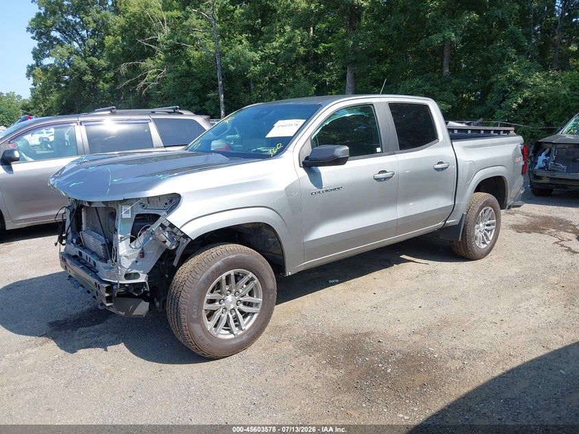 2023 CHEVROLET COLORADO auction photo 2