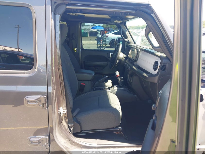 2024 JEEP GLADIATOR auction photo 5