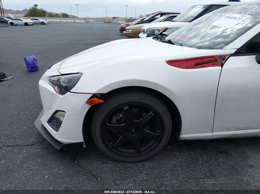 2013 Scion Fr-S VIN: JF1ZNAA17D2704802 Lot: 45603632