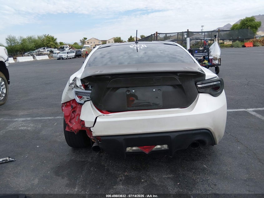 2013 Scion Fr-S VIN: JF1ZNAA17D2704802 Lot: 45603632