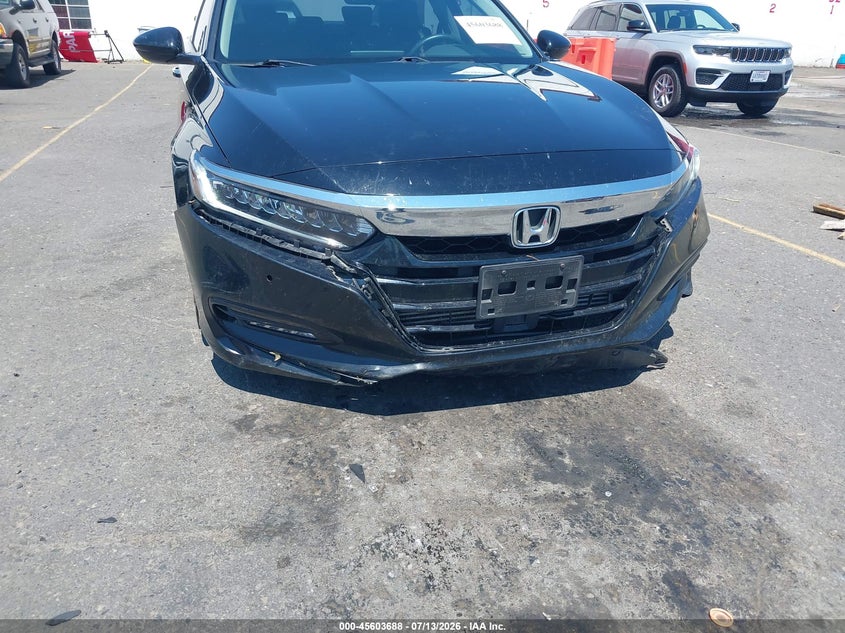 2018 HONDA ACCORD auction photo 6