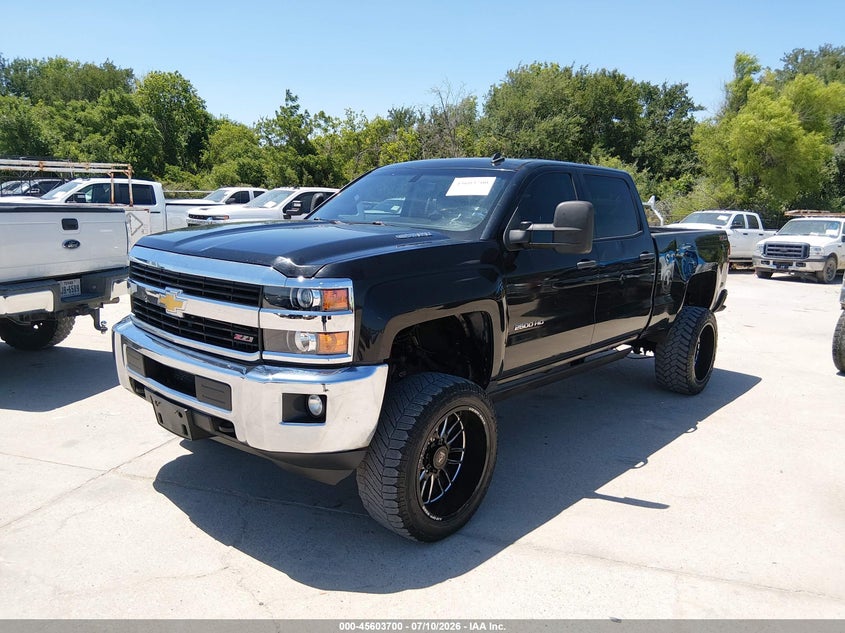 2015 CHEVROLET SILVERADO 2500HD auction photo 2