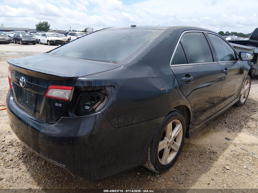 2014 TOYOTA CAMRY auction photo 4