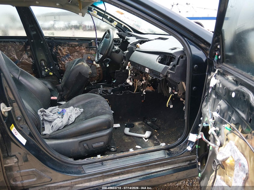 2014 TOYOTA CAMRY auction photo 5