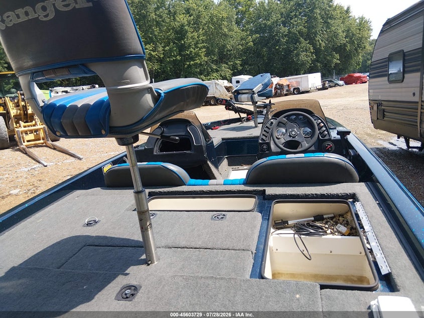 1998 RANGER 20' auction photo 5