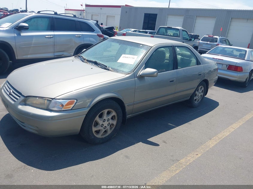 1999 Toyota Camry, Звичайний знос, IAAI, VIN JT2BF22K8X0179344 — фото 2