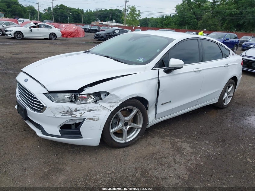 2019 Ford Fusion, Front End, IAAI, VIN 3FA6P0LU2KR146154 — photo 2