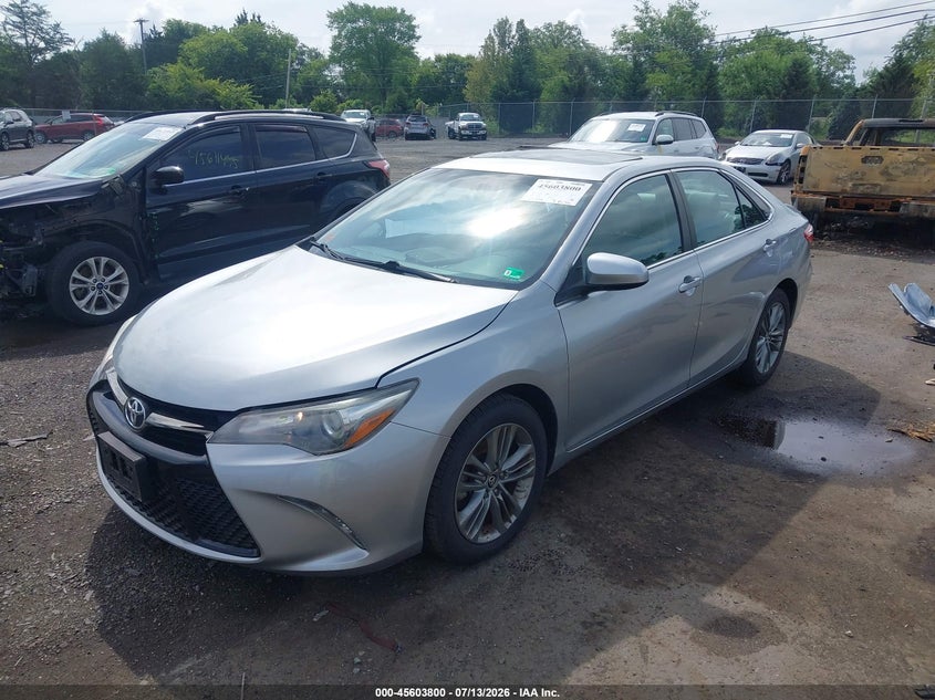 2015 Toyota Camry, Правый бок, IAAI, VIN 4T1BF1FK3FU489092 — фото 2