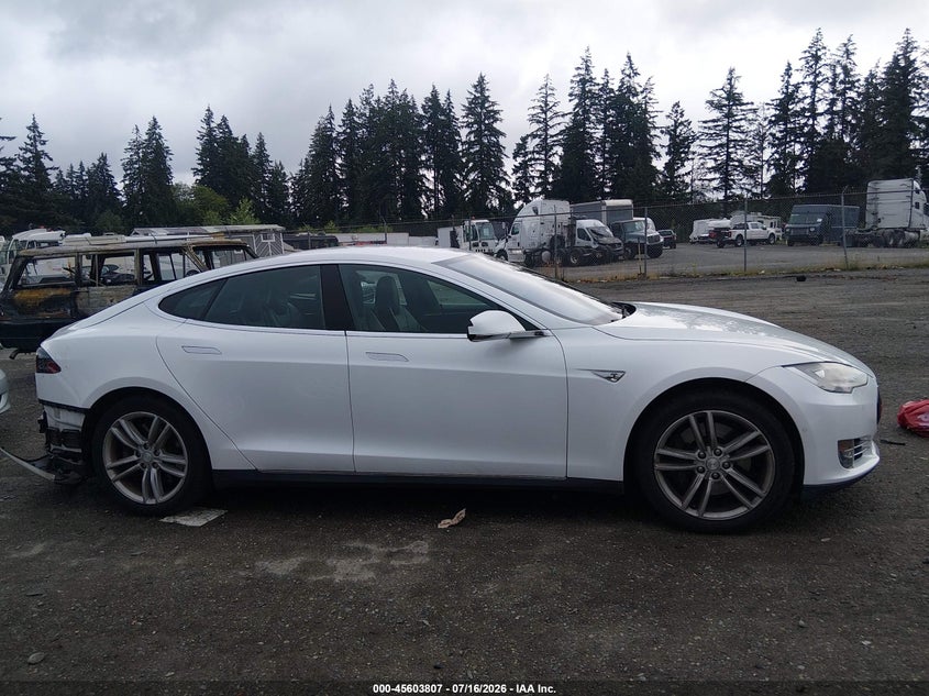2015 Tesla Model S 60/70/85 VIN: 5YJSA1E12FF118753 Lot: 45603807