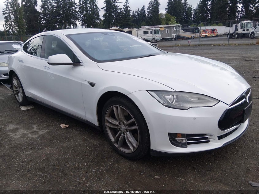 2015 Tesla Model S