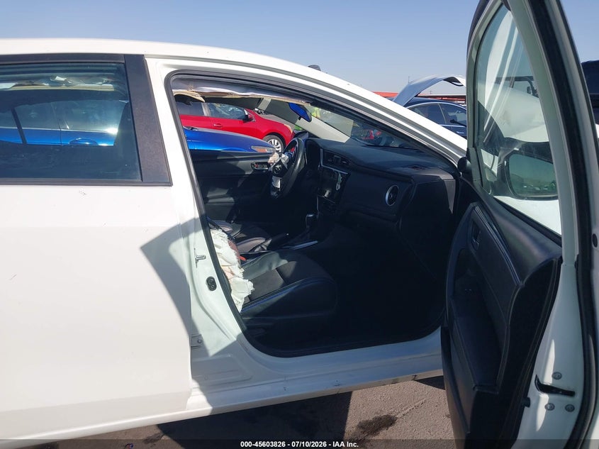 2018 TOYOTA COROLLA auction photo 5
