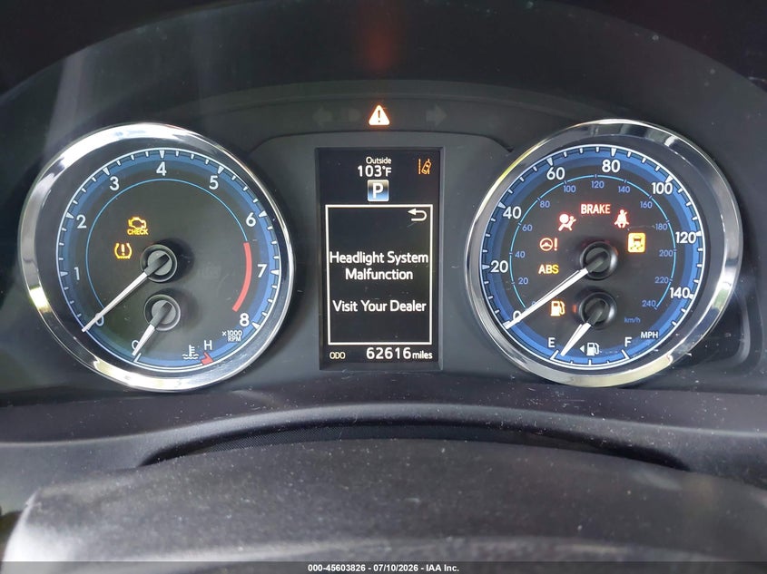 2018 TOYOTA COROLLA auction photo 7