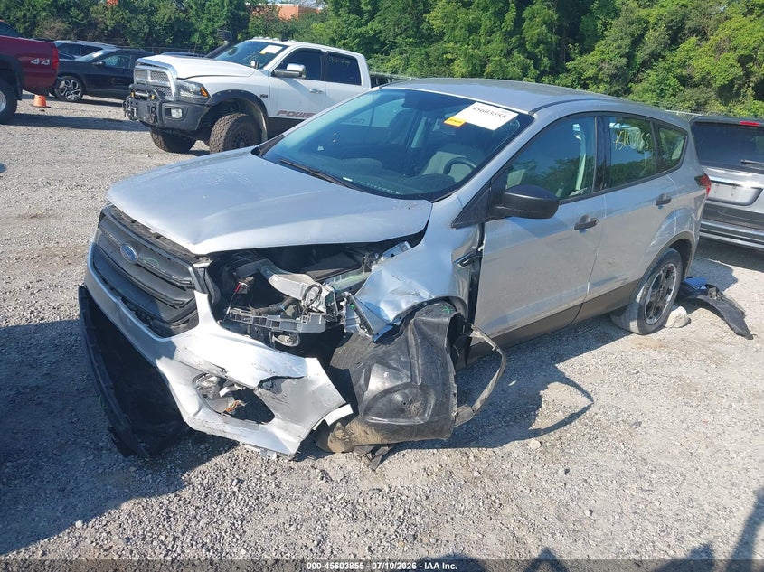 2019 Ford Escape, Front End, IAAI, VIN 1FMCU0F75KUB32104 — photo 2