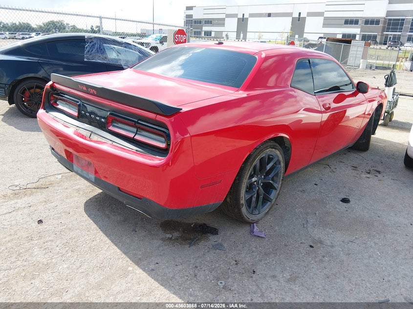 DODGE CHALLENGER - zdjęcie 4