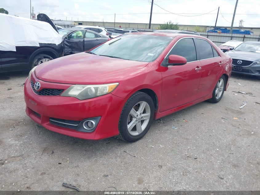 2014 Toyota Camry, Правый зад, IAAI, VIN 4T1BF1FK7EU777728 — фото 2