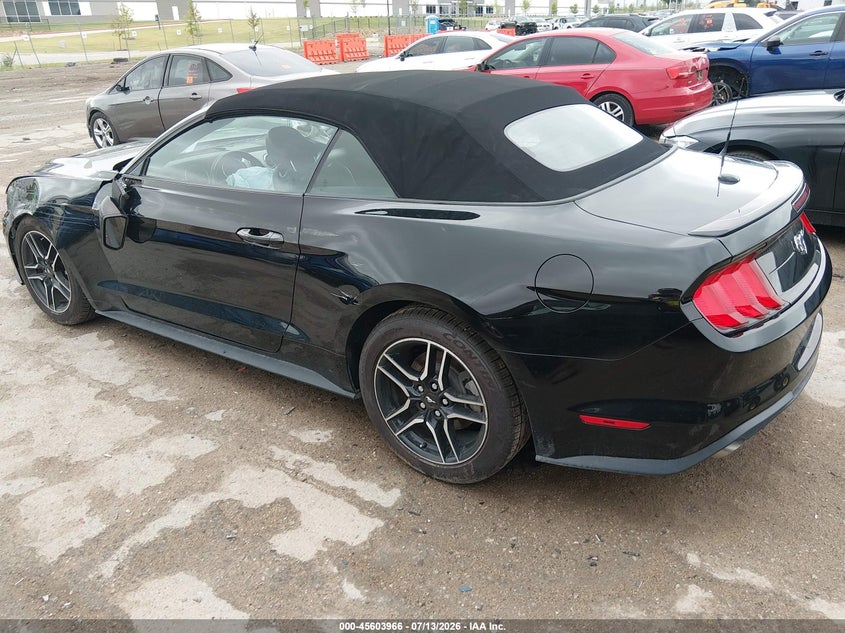 FORD MUSTANG - zdjęcie 3