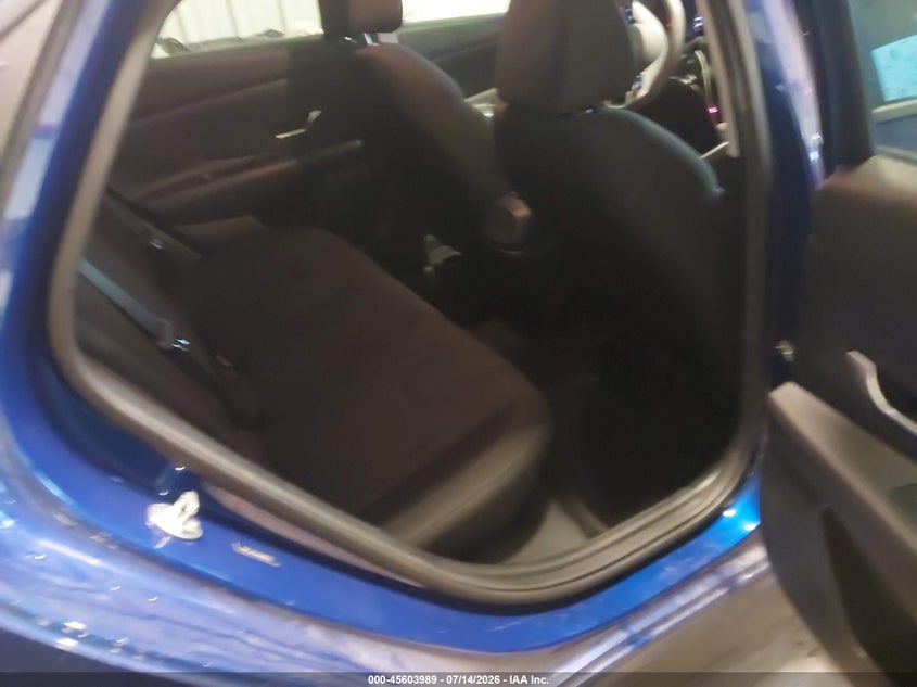 2022 HYUNDAI ELANTRA auction photo 8