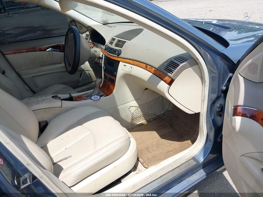 2003 MERCEDES-BENZ E 320 auction photo 5