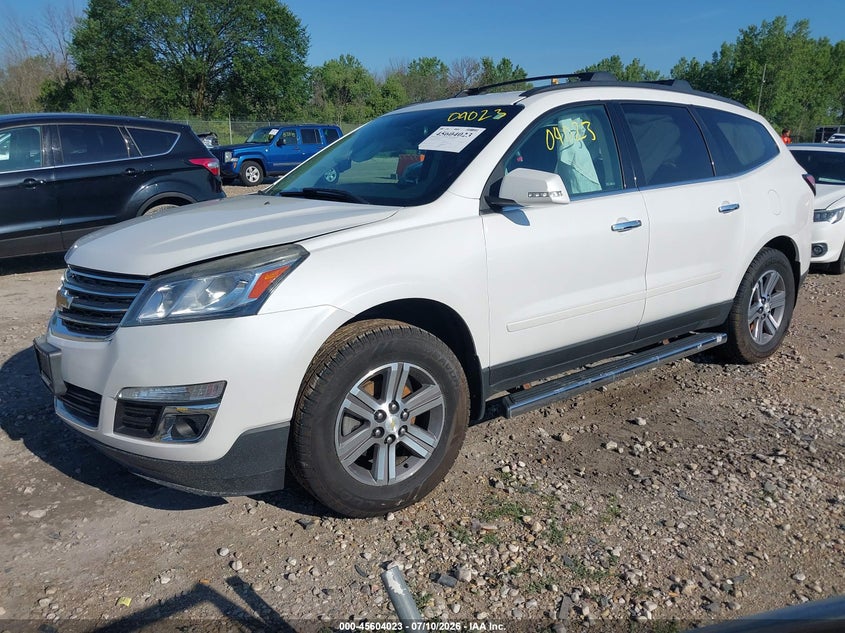 2017 CHEVROLET TRAVERSE auction photo 2
