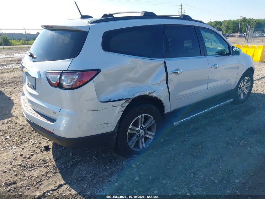 2017 CHEVROLET TRAVERSE auction photo 4