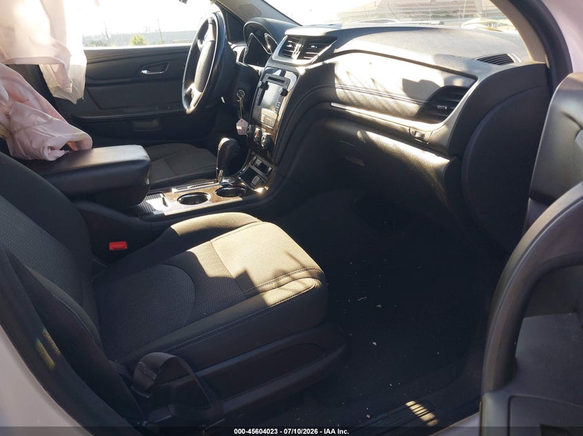 2017 CHEVROLET TRAVERSE auction photo 5