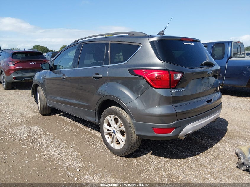 2019 FORD ESCAPE auction photo 3