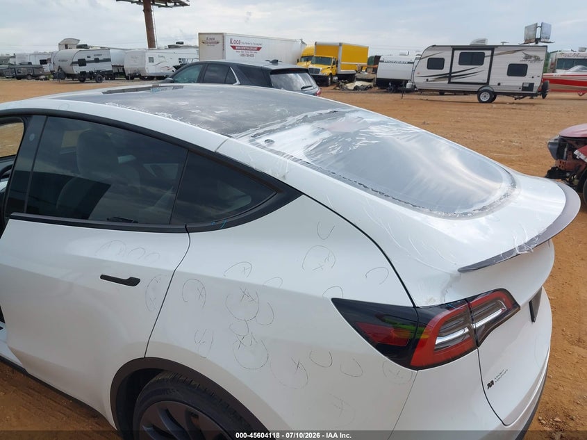 2021 TESLA MODEL Y auction photo 6