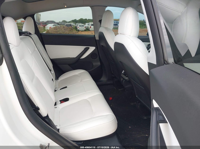 2021 TESLA MODEL Y auction photo 8