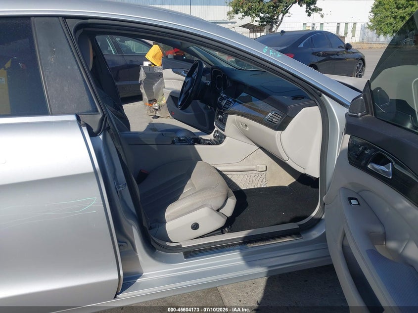 2012 MERCEDES-BENZ CLS 550 auction photo 5