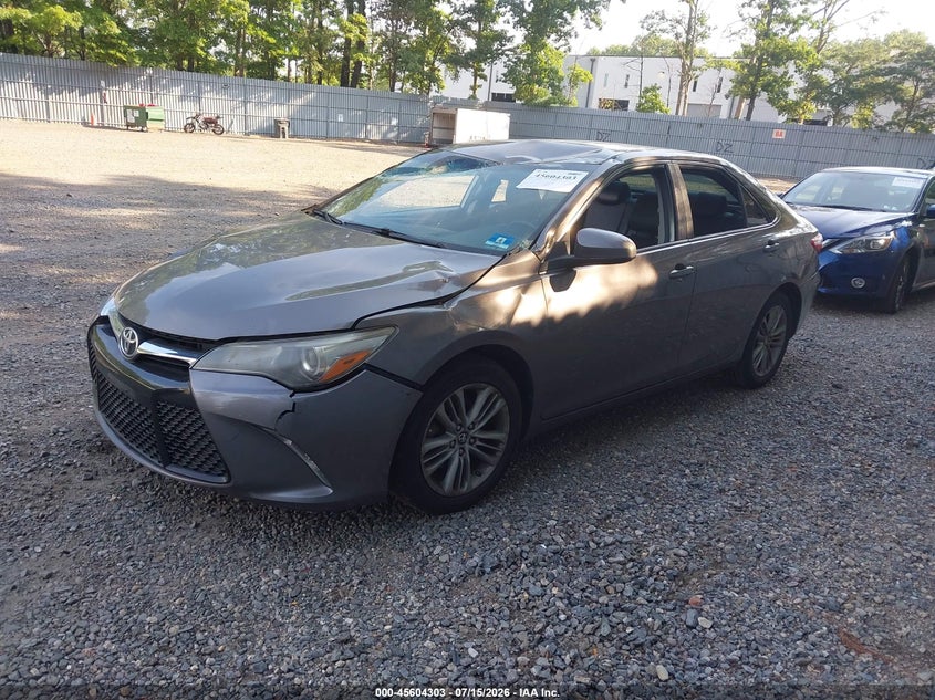 2017 Toyota Camry, Right Front, IAAI, VIN 4T1BF1FK2HU735293 — photo 2